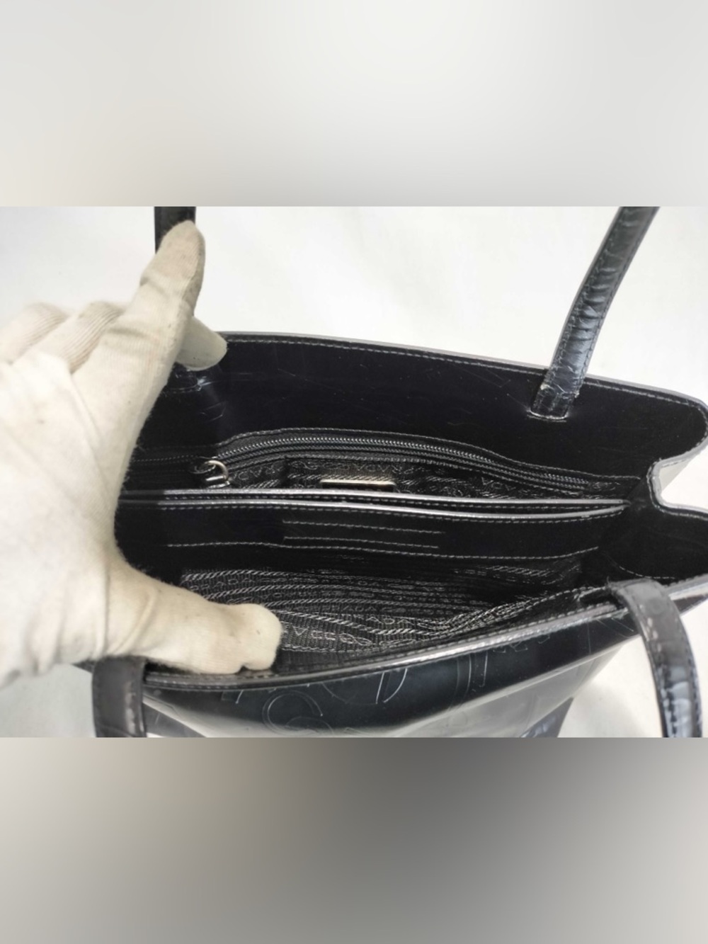 Prada Spazzolato Patent Leather Shoulder Bag (limited edition) - Picture 6 of 7